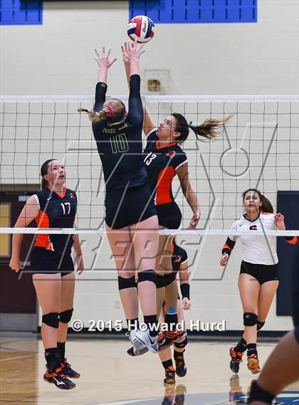 Thumbnail 1 in Aledo vs Fossil Ridge (Northwest ISD Classic) photogallery.