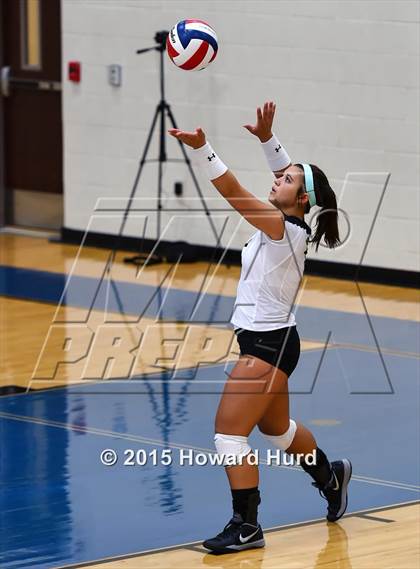 Thumbnail 3 in Aledo vs Fossil Ridge (Northwest ISD Classic) photogallery.