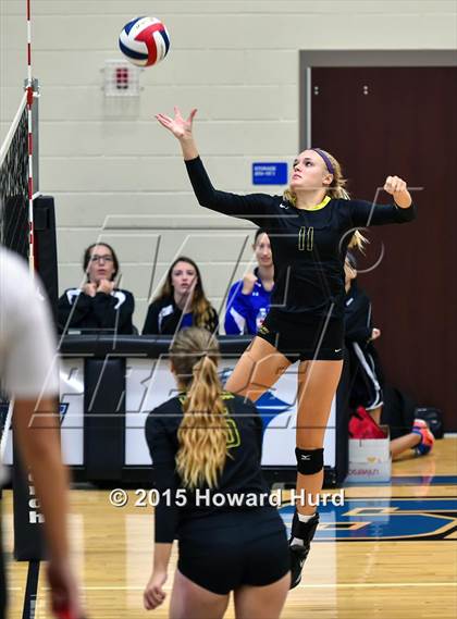Thumbnail 3 in Aledo vs Fossil Ridge (Northwest ISD Classic) photogallery.
