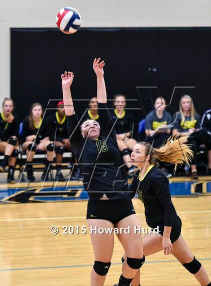 Thumbnail 1 in Aledo vs Fossil Ridge (Northwest ISD Classic) photogallery.