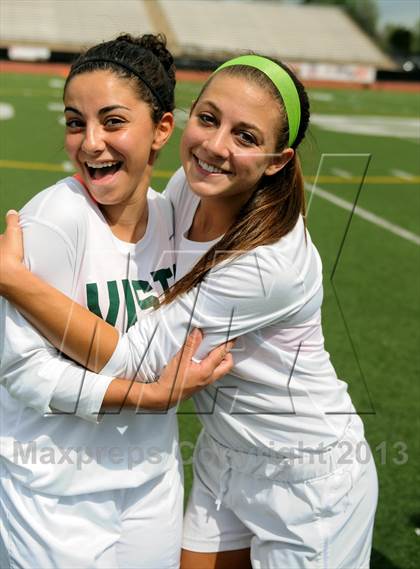 Thumbnail 1 in Fossil Ridge vs. Mountain Vista (CHSAA 5A Semifinals) photogallery.