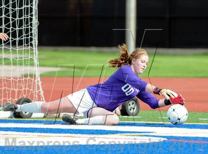 Thumbnail 3 in Fossil Ridge vs. Mountain Vista (CHSAA 5A Semifinals) photogallery.