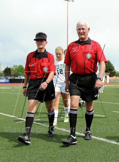 Thumbnail 2 in Fossil Ridge vs. Mountain Vista (CHSAA 5A Semifinals) photogallery.