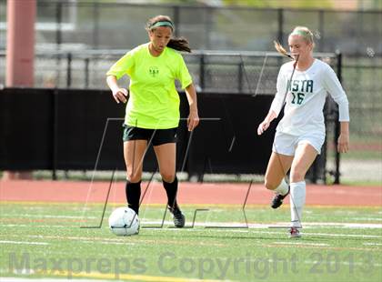 Thumbnail 3 in Fossil Ridge vs. Mountain Vista (CHSAA 5A Semifinals) photogallery.