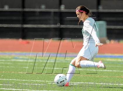 Thumbnail 2 in Fossil Ridge vs. Mountain Vista (CHSAA 5A Semifinals) photogallery.