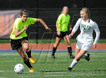 Thumbnail 2 in Fossil Ridge vs. Mountain Vista (CHSAA 5A Semifinals) photogallery.