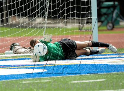 Thumbnail 2 in Fossil Ridge vs. Mountain Vista (CHSAA 5A Semifinals) photogallery.