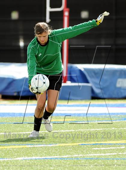 Thumbnail 2 in Fossil Ridge vs. Mountain Vista (CHSAA 5A Semifinals) photogallery.