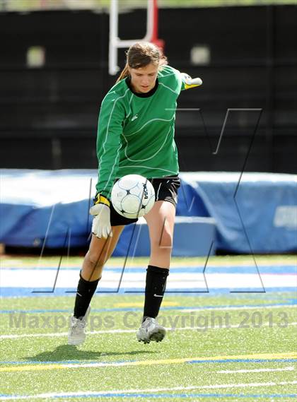 Thumbnail 3 in Fossil Ridge vs. Mountain Vista (CHSAA 5A Semifinals) photogallery.