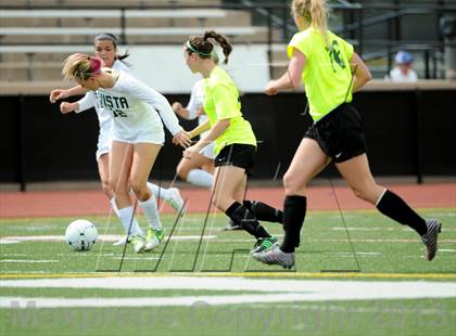 Thumbnail 3 in Fossil Ridge vs. Mountain Vista (CHSAA 5A Semifinals) photogallery.