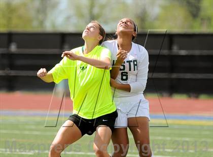 Thumbnail 3 in Fossil Ridge vs. Mountain Vista (CHSAA 5A Semifinals) photogallery.