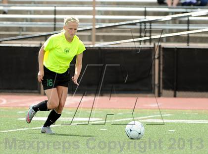 Thumbnail 3 in Fossil Ridge vs. Mountain Vista (CHSAA 5A Semifinals) photogallery.