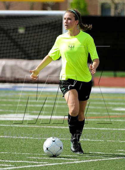 Thumbnail 3 in Fossil Ridge vs. Mountain Vista (CHSAA 5A Semifinals) photogallery.