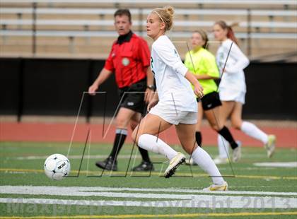 Thumbnail 3 in Fossil Ridge vs. Mountain Vista (CHSAA 5A Semifinals) photogallery.