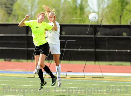 Thumbnail 1 in Fossil Ridge vs. Mountain Vista (CHSAA 5A Semifinals) photogallery.
