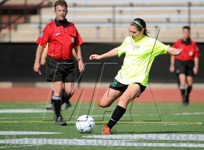 Thumbnail 1 in Fossil Ridge vs. Mountain Vista (CHSAA 5A Semifinals) photogallery.
