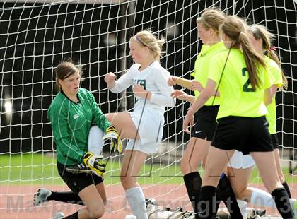 Thumbnail 3 in Fossil Ridge vs. Mountain Vista (CHSAA 5A Semifinals) photogallery.