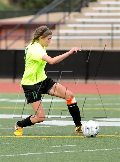 Thumbnail 3 in Fossil Ridge vs. Mountain Vista (CHSAA 5A Semifinals) photogallery.