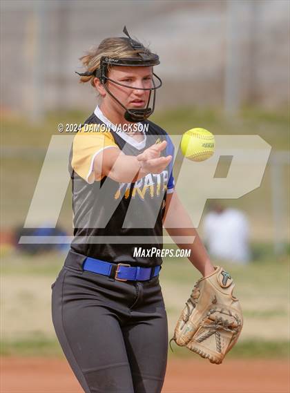 Thumbnail 3 in Pahranagat Valley vs Moapa Valley (40th Annual Sherman Bennett Memorial Desert Winds Classic) photogallery.