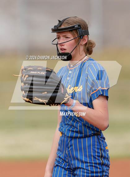 Thumbnail 3 in Pahranagat Valley vs Moapa Valley (40th Annual Sherman Bennett Memorial Desert Winds Classic) photogallery.