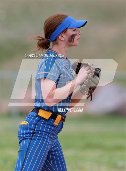 Thumbnail 1 in Pahranagat Valley vs Moapa Valley (40th Annual Sherman Bennett Memorial Desert Winds Classic) photogallery.