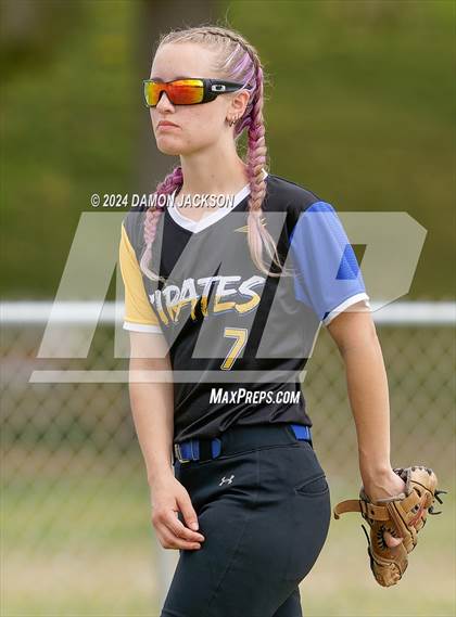 Thumbnail 1 in Pahranagat Valley vs Moapa Valley (40th Annual Sherman Bennett Memorial Desert Winds Classic) photogallery.