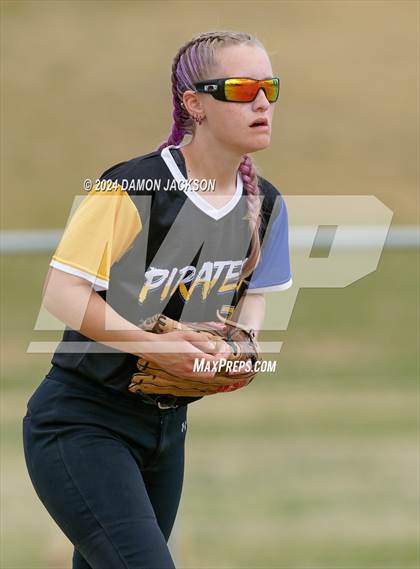 Thumbnail 1 in Pahranagat Valley vs Moapa Valley (40th Annual Sherman Bennett Memorial Desert Winds Classic) photogallery.