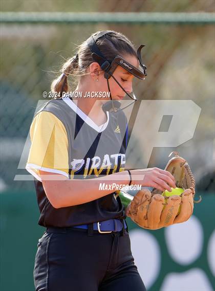 Thumbnail 3 in Pahranagat Valley vs Moapa Valley (40th Annual Sherman Bennett Memorial Desert Winds Classic) photogallery.