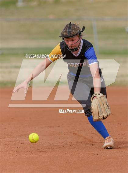 Thumbnail 3 in Pahranagat Valley vs Moapa Valley (40th Annual Sherman Bennett Memorial Desert Winds Classic) photogallery.