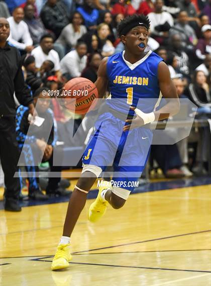 Thumbnail 2 in Jemison vs. Lee photogallery.