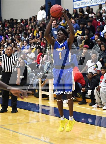 Thumbnail 3 in Jemison vs. Lee photogallery.