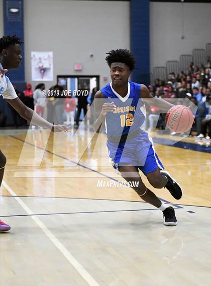Thumbnail 2 in Jemison vs. Lee photogallery.