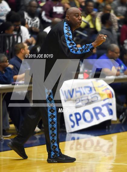 Thumbnail 1 in Jemison vs. Lee photogallery.