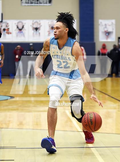 Thumbnail 3 in Jemison vs. Lee photogallery.