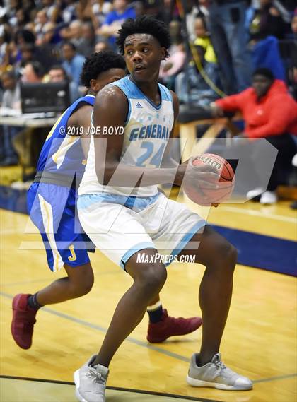 Thumbnail 3 in Jemison vs. Lee photogallery.