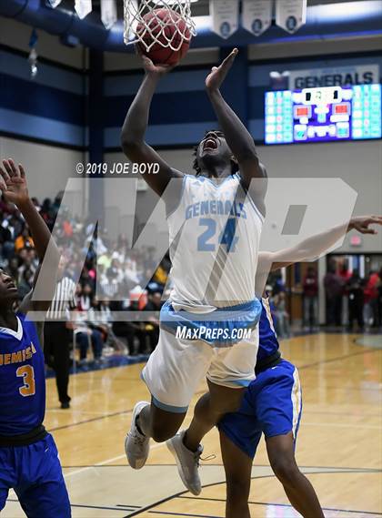 Thumbnail 2 in Jemison vs. Lee photogallery.