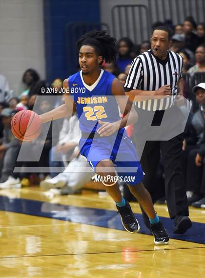 Thumbnail 2 in Jemison vs. Lee photogallery.