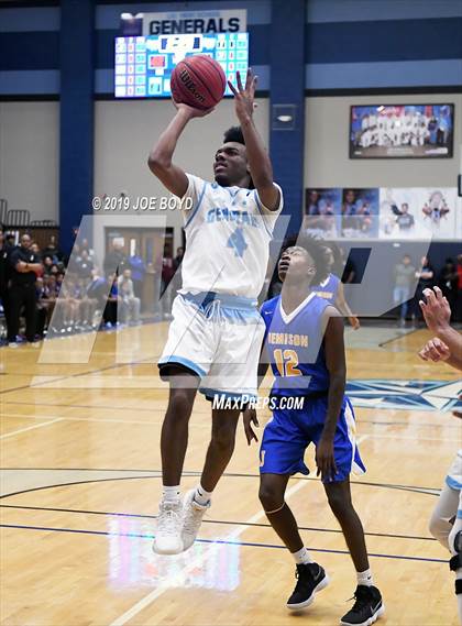 Thumbnail 3 in Jemison vs. Lee photogallery.