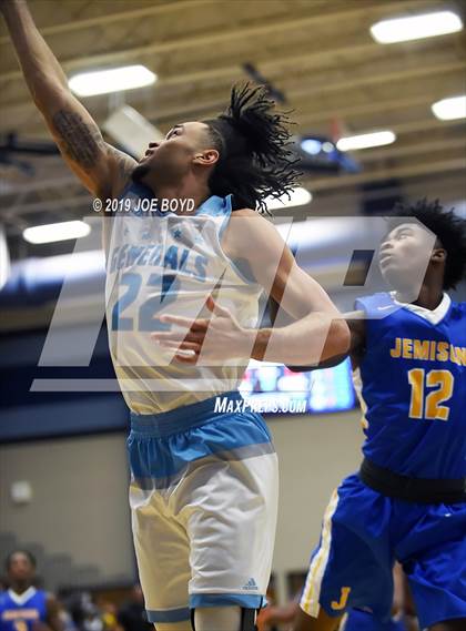 Thumbnail 2 in Jemison vs. Lee photogallery.