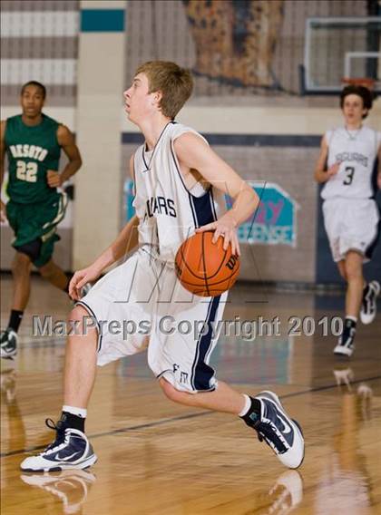 Thumbnail 3 in De Soto @ Flower Mound photogallery.