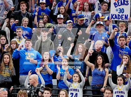 Thumbnail 2 in Mt. Shasta vs. Foothill (CIF State D5 Final) photogallery.