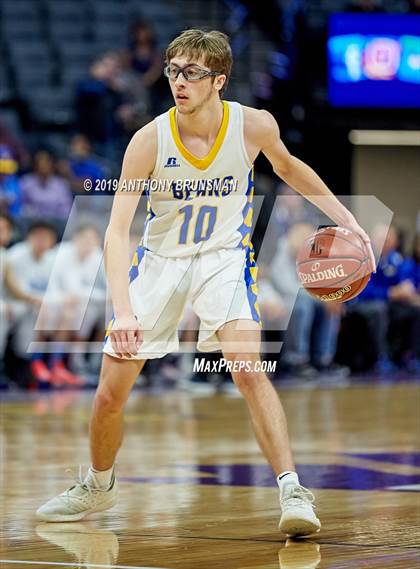 Thumbnail 2 in Mt. Shasta vs. Foothill (CIF State D5 Final) photogallery.