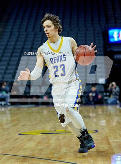 Thumbnail 1 in Mt. Shasta vs. Foothill (CIF State D5 Final) photogallery.
