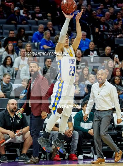 Thumbnail 2 in Mt. Shasta vs. Foothill (CIF State D5 Final) photogallery.