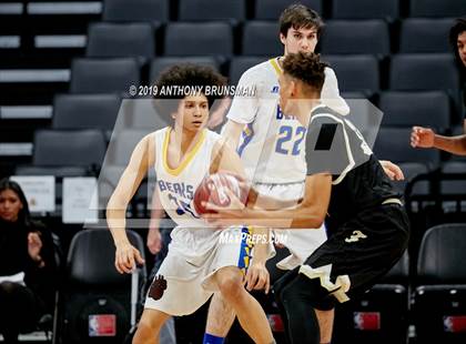 Thumbnail 1 in Mt. Shasta vs. Foothill (CIF State D5 Final) photogallery.