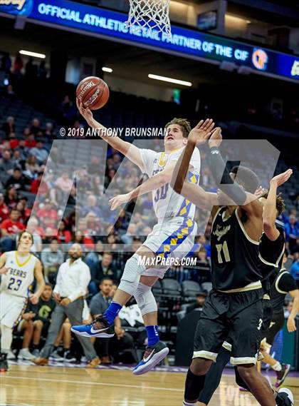 Thumbnail 3 in Mt. Shasta vs. Foothill (CIF State D5 Final) photogallery.