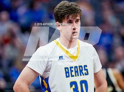Thumbnail 1 in Mt. Shasta vs. Foothill (CIF State D5 Final) photogallery.