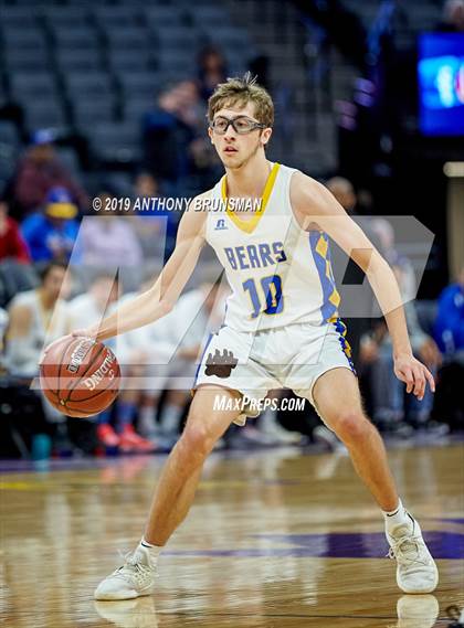Thumbnail 1 in Mt. Shasta vs. Foothill (CIF State D5 Final) photogallery.