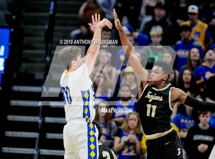Thumbnail 2 in Mt. Shasta vs. Foothill (CIF State D5 Final) photogallery.