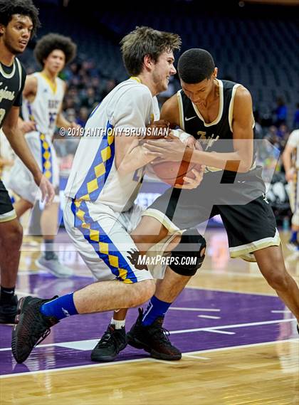 Thumbnail 3 in Mt. Shasta vs. Foothill (CIF State D5 Final) photogallery.